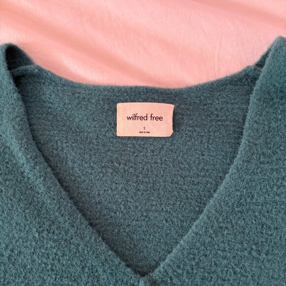 Aritzia Wilfred Free Hush Knit V-Neck Sweater (S) - Picture 3 of 4